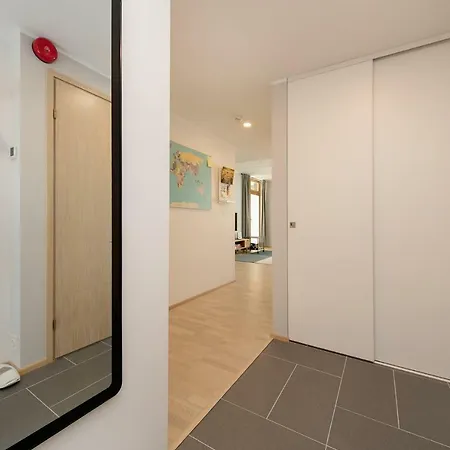 Cozy, 2 Bedroom With Free Parking Apartment Reval