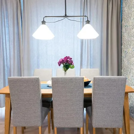 Cozy, 2 Bedroom With Free Parking Apartment Tallinn