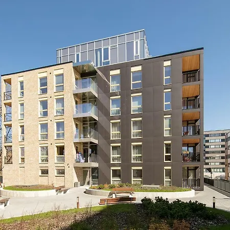 Cozy, 2 Bedroom With Free Parking *